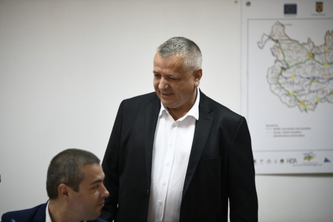 Zebra galbenă și gălbinarea unora