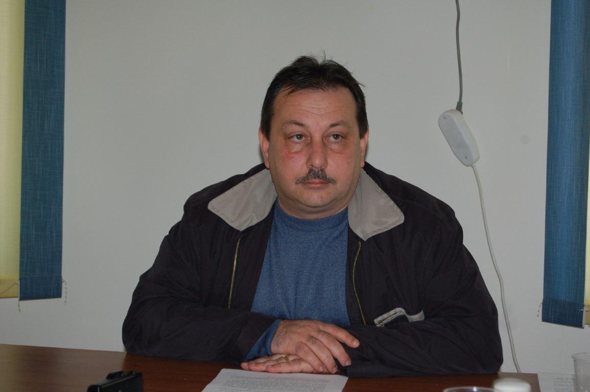 „Un partid condus de Virgil Popescu şi dirijat de Mihai Stănişoară nu mai are identitate“