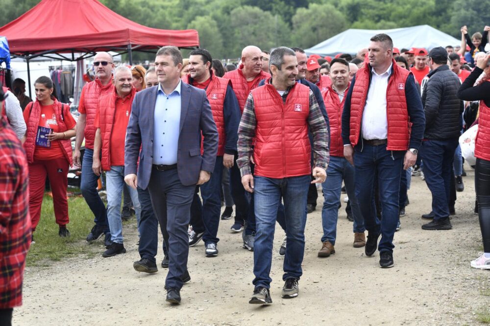 SFÂRȘIT DE SĂPTĂMÂNĂ ALĂTURI DE OAMENII DIN ZONA DE NORD A JUDEȚULUI