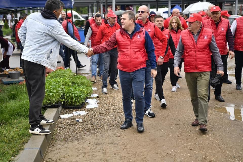 SUSȚINERE PENTRU ECHIPA PSD ȘI PRIMARUL ALEXANDRU MIJAICHE, LA VÂNJU MARE