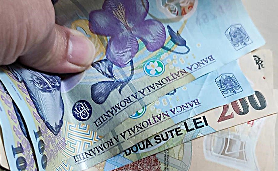 Iar are GUVERNUL bani…