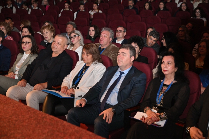 MEHEDINȚI, GAZDA OLIMPIADEI NAȚIONALE DE BIOLOGIE